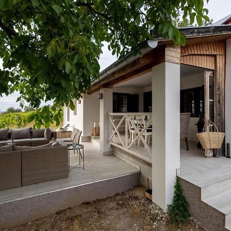 Villa D.Five Vineyard & Retreat Koroeshegy Esterno foto